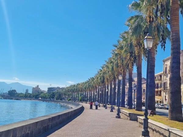 Casa Vacanza Nina Мілаццо Екстер'єр фото