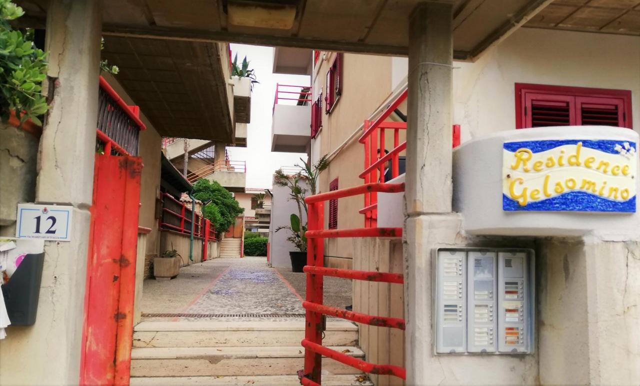 Casa Vacanza Nina Мілаццо Екстер'єр фото